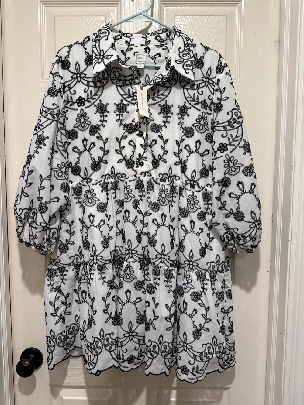 Maeve Anthropologie Black & White Bettina Floral Embroidered Tiered Dress M NWT